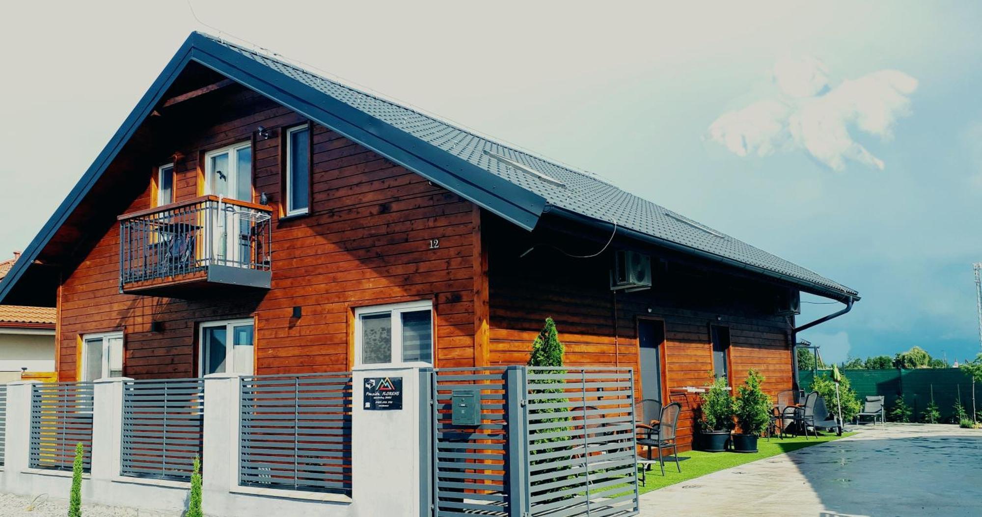 Penzion Florens, Nesvady Extérieur photo